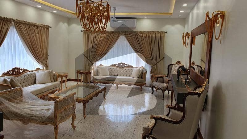 Modern Style Fully Renovated House 1000-Yard Bungalow For Rent With Swimming Pool And Green Garden Modern Style Fully Renovated House 1000-Yard Bungalow For Rent With Swimming Pool And Green Garden