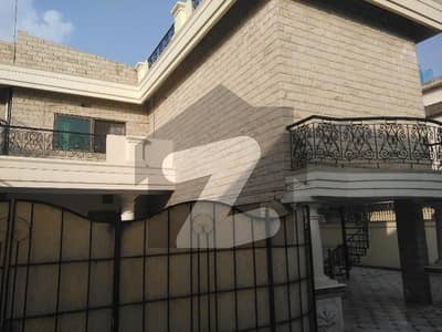 500 Square Yards House For rent In Rs. 400000 Only