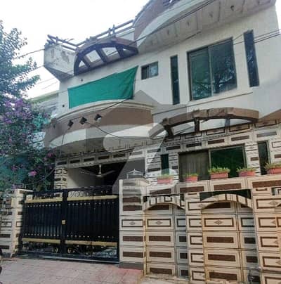 آئی ۔ 10/2 آئی ۔ 10,اسلام آباد میں 6 کمروں کا 7 مرلہ مکان 4.0 کروڑ میں برائے فروخت۔