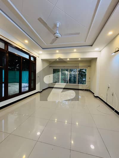 Beautiful Upper Portion Available For Rent With Separate Gate In F10.