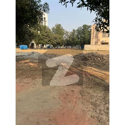 10 Marla Developed Residential Plot At Excellent And Builder Location Is Available For Sale In Shaheen Block Bahria Town Lahore 10 Marla Developed Residential Plot At Excellent And Builder Location Is Available For Sale In Shaheen Block Bahria Town Lahore