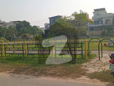 OPF Residential Near HOSPITAL, ACADEMY, HIGH RISE BUILDING, DEPARTMENTAL STORE, BANK, CLINIC,SCHOOL