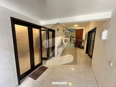 ڈی ایچ اے فیز 5 ڈی ایچ اے ڈیفینس,کراچی میں 4 کمروں کا 2 کنال مکان 20.5 کروڑ میں برائے فروخت۔
