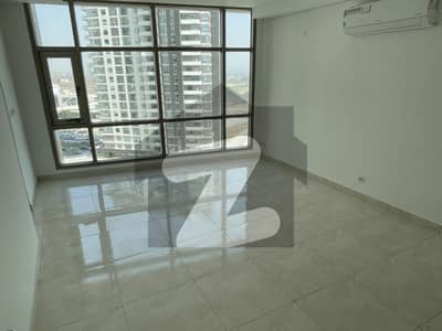 عمار پرل ٹاورز امارکریسنٹ بے,ڈی ایچ اے فیز 8,ڈی ایچ اے ڈیفینس,کراچی میں 3 کمروں کا 9 مرلہ فلیٹ 2.75 لاکھ میں کرایہ پر دستیاب ہے۔