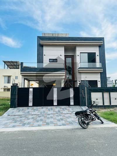 10 Marla Brand New Modern House 10 Kv Solar 80 Feet Road ViP Location Price Nogetibal 10 Marla Brand New Modern House 10 Kv Solar 80 Feet Road ViP Location Price Nogetibal