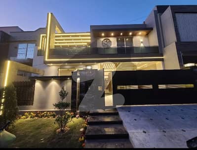 Eden Valley Society Area Boundary Wall Canal Road Faisalabad 11 Marla Brand New Double Heighted Luxury House Double Story For Sale Eden Valley Society Area Boundary Wall Canal Road Faisalabad 11 Marla Brand New Double Heighted Luxury House Double Story For Sale