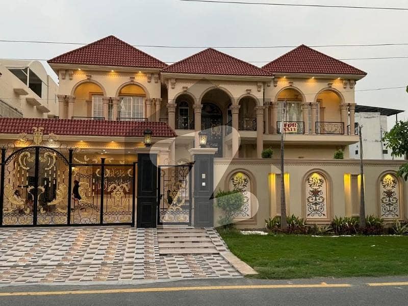 2 Kanal Luxury Villa For Sale 2 Kanal Luxury Villa For Sale