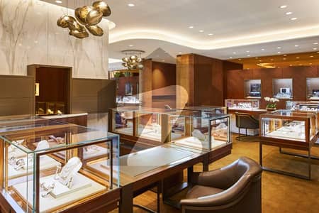 کوئنزروڈ لاہور میں 1 مرلہ دکان 1.5 کروڑ میں برائے فروخت۔