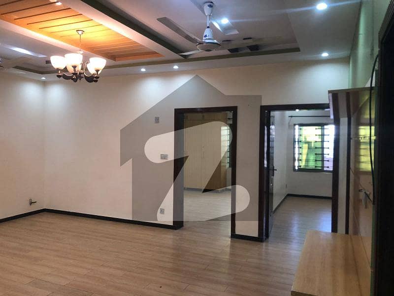 10 Marla Portion For Rent Soan Garden