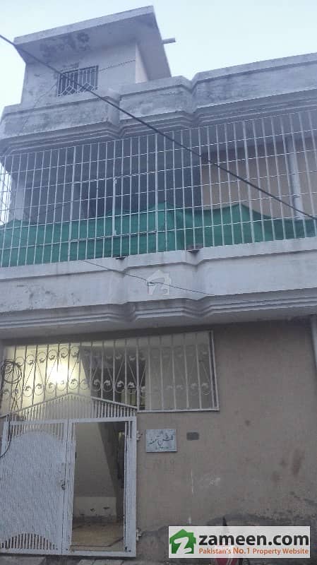 Triple Story House For Rent Triple Story House For Rent