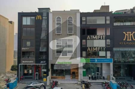 Main Boulevard 1.5 Kanal Commercial Building To Dha Lahore , Ideal For Banks , Multi National ,Business Dispaly Fare Market Price One Call Deal