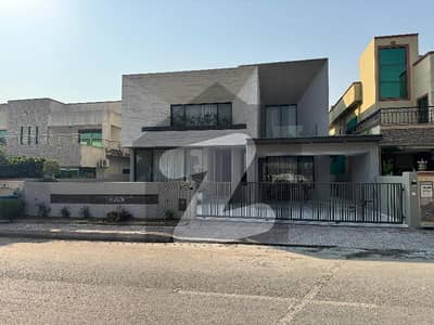 بحریہ ٹاؤن فیز 1 بحریہ ٹاؤن راولپنڈی,راولپنڈی میں 5 کمروں کا 1 کنال مکان 11.5 کروڑ میں برائے فروخت۔ بحریہ ٹاؤن فیز 1 بحریہ ٹاؤن راولپنڈی,راولپنڈی میں 5 کمروں کا 1 کنال مکان 11.5 کروڑ میں برائے فروخت۔