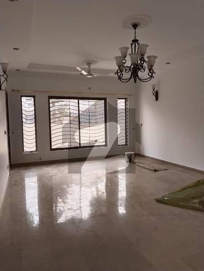 UPPER PORTION FOR RENT F/11