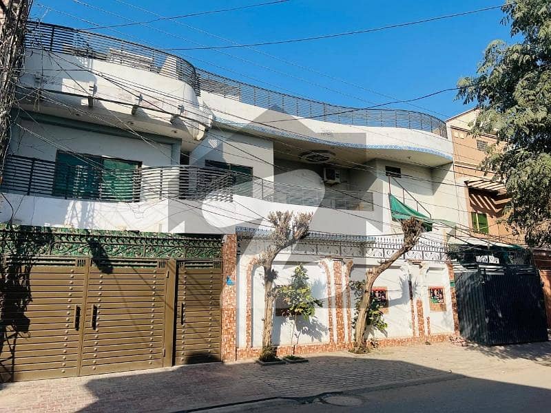 Prime Location House For Sale Situated In Shah Rukn-E-Alam Colony Shah ...