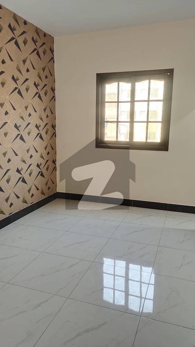 BIG BUKAHRI STUDIO APARTMENT FOR RENT