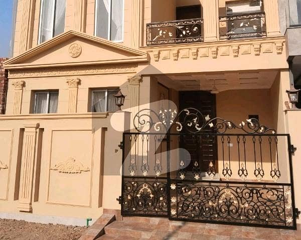 5 Marla House In Paragon City For sale