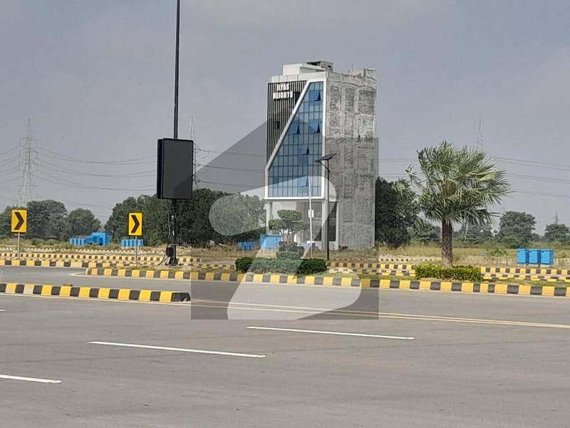 ڈی ایچ اے ڈیفینس گوجرانوالہ میں 8 مرلہ پلاٹ فائل 4.75 کروڑ میں برائے فروخت۔ ڈی ایچ اے ڈیفینس گوجرانوالہ میں 8 مرلہ پلاٹ فائل 4.75 کروڑ میں برائے فروخت۔