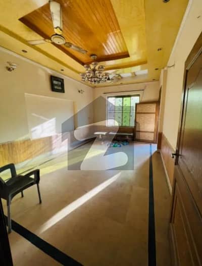 10 Marla Upper Portion For Rent In Sabzazar Scheme In Hot Location