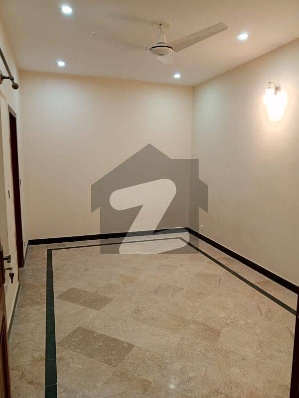 7 Marla Ground Portion For Rent In G13 Islamabad