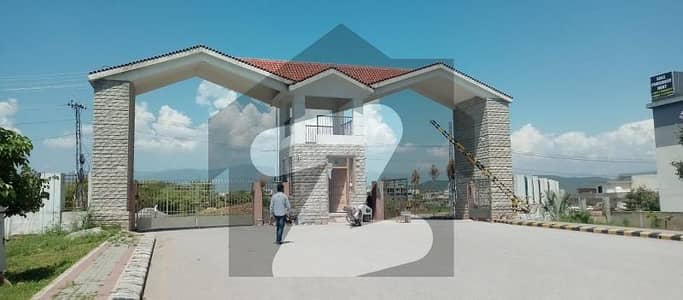 14 Marla Double Storey Grey Structure Second To Corner Structure 5 Bedrooms With 6 Bathrooms 14 Marla Double Storey Grey Structure Second To Corner Structure 5 Bedrooms With 6 Bathrooms