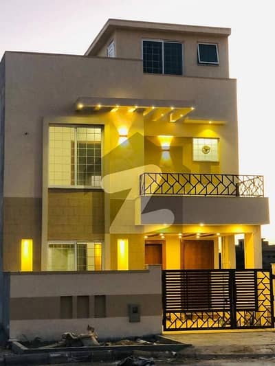 5 Marla Brand New House For Sale in Bahria Town