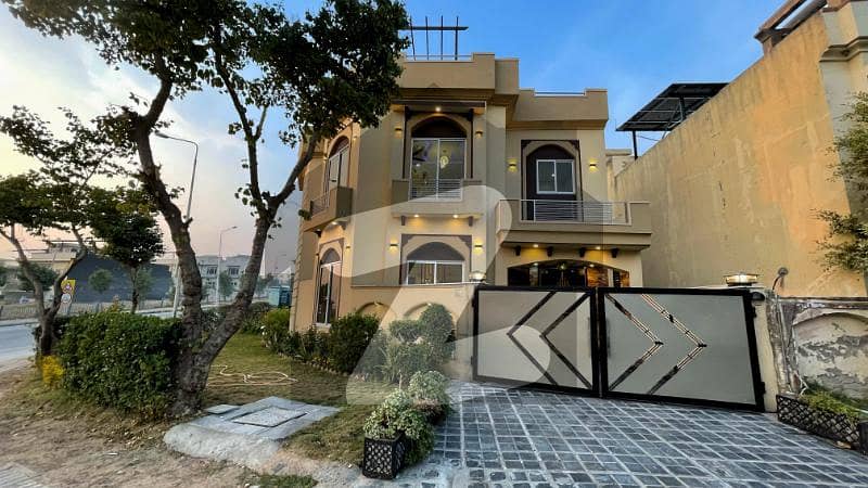 Beautiful Lawn Plus Boulevard And Corner House For Sale Bahria Town Phase 8 Rawalpindi