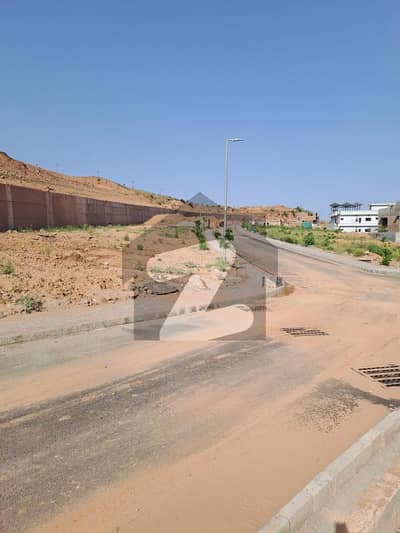 ڈی ایچ اے فیز 4 - سیکٹر بی ڈی ایچ اے ڈیفینس فیز 4,ڈی ایچ اے ڈیفینس,اسلام آباد میں 2 کنال رہائشی پلاٹ 5.6 کروڑ میں برائے فروخت۔ ڈی ایچ اے فیز 4 - سیکٹر بی ڈی ایچ اے ڈیفینس فیز 4,ڈی ایچ اے ڈیفینس,اسلام آباد میں 2 کنال رہائشی پلاٹ 5.6 کروڑ میں برائے فروخت۔