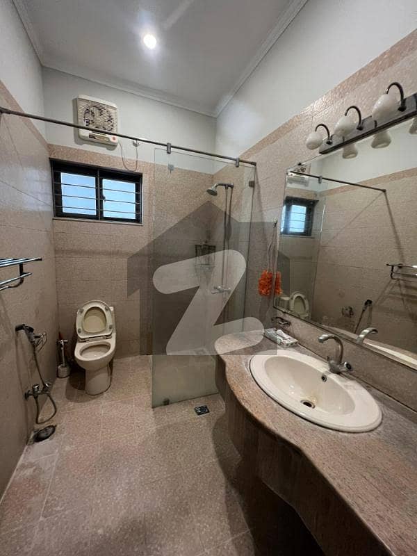 32 