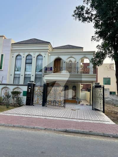 10 Marla House For Sale In Sector C Tulip Block Bahria Town Lahore