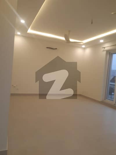 سوئی گیس سوسائٹی فیز 1 سوئی گیس ہاؤسنگ سوسائٹی,لاہور میں 3 کمروں کا 1 کنال بالائی پورشن 1.4 لاکھ میں کرایہ پر دستیاب ہے۔