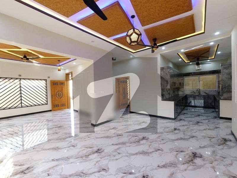 Buy A 600 Square Yards Upper Portion For rent In Margalla Valley - C-12 Buy A 600 Square Yards Upper Portion For rent In Margalla Valley - C-12
