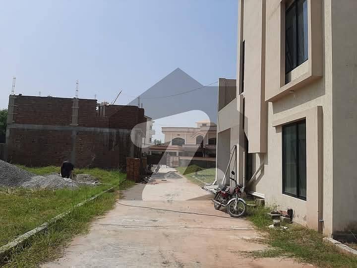 3.5 Marla Corner Plot Available For Sale 3.5 Marla Corner Plot Available For Sale