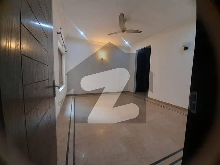 3 Bed Open Basement For Rent On 1 Kanal