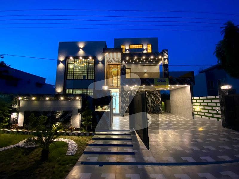 10 MARLA FULL HOUSE FOR RENT IN IEP ENGINEERS TOWN LAHORE
