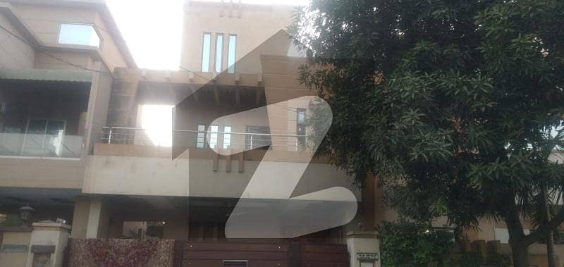 5 MARLA PRIME LOCATION HOUSE FOR SALE 5 MARLA PRIME LOCATION HOUSE FOR SALE
