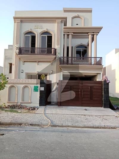 Brand New 5 Marla House For Rent A Block