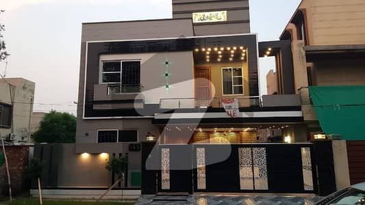 Bahria Town 10 Marla House For Sale