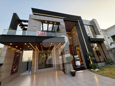 Beautiful Designer House - Best In Bahria Town