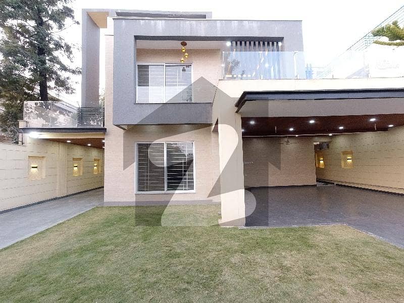 F-11 Newly Renovated Corner House For Sale F-11 Newly Renovated Corner House For Sale