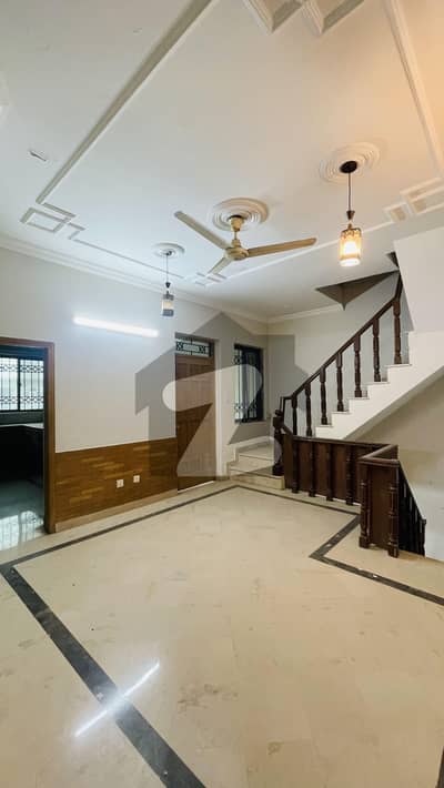 Beautiful 4 Bed Double Unit House Available For Sale Ideal Location 50 Feet Street F-11/3