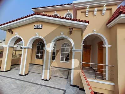 Perfect house 12 Marla House In Bani Gala For sale