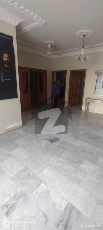 ڈی ایچ اے فیز 6 ڈی ایچ اے ڈیفینس,کراچی میں 5 کمروں کا 1 کنال مکان 11.35 کروڑ میں برائے فروخت۔