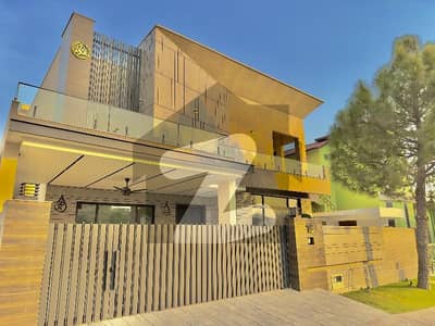 1 Kanal Ultra Luxurious Designer House For Sale at walking distance to Giga mall