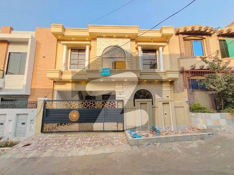 ائیرپورٹ ہاؤسنگ سوسائٹی - سیکٹر 4 ائیرپورٹ ہاؤسنگ سوسائٹی,راولپنڈی میں 3 کمروں کا 6 مرلہ مکان 1.75 کروڑ میں برائے فروخت۔ ائیرپورٹ ہاؤسنگ سوسائٹی - سیکٹر 4 ائیرپورٹ ہاؤسنگ سوسائٹی,راولپنڈی میں 3 کمروں کا 6 مرلہ مکان 1.75 کروڑ میں برائے فروخت۔