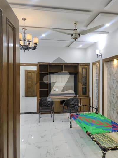 10 Marla Full House Available For Rent In G-13