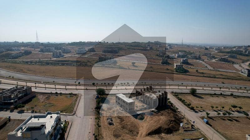 Commercial Plot No. 06 available in Block P Commercial Plot No. 06 available in Block P