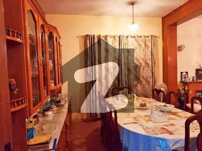 ایف ۔ 10 اسلام آباد میں 6 کمروں کا 1 کنال مکان 18.0 کروڑ میں برائے فروخت۔