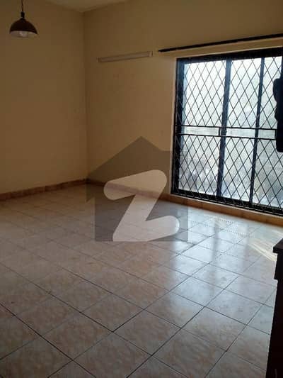 G-11 Top Class Location 40*80 Double Story House for Sale