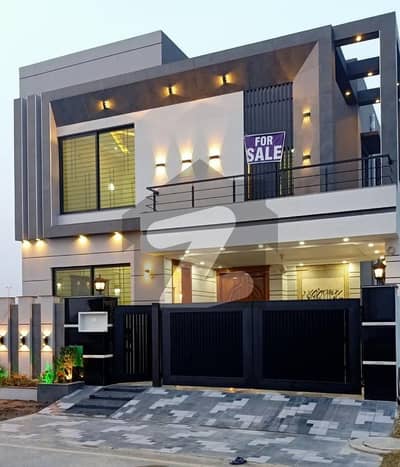 Bahria Town 10 Marla Brand New Modern House For Sale