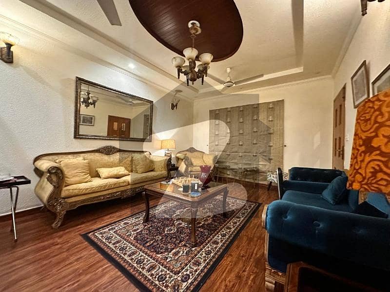 10 Marla Slightly Used House For Sale